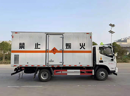 久治爆破器材运输车