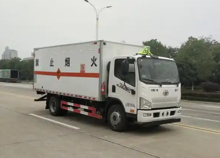 久治爆破器材运输车可以上高速吗？